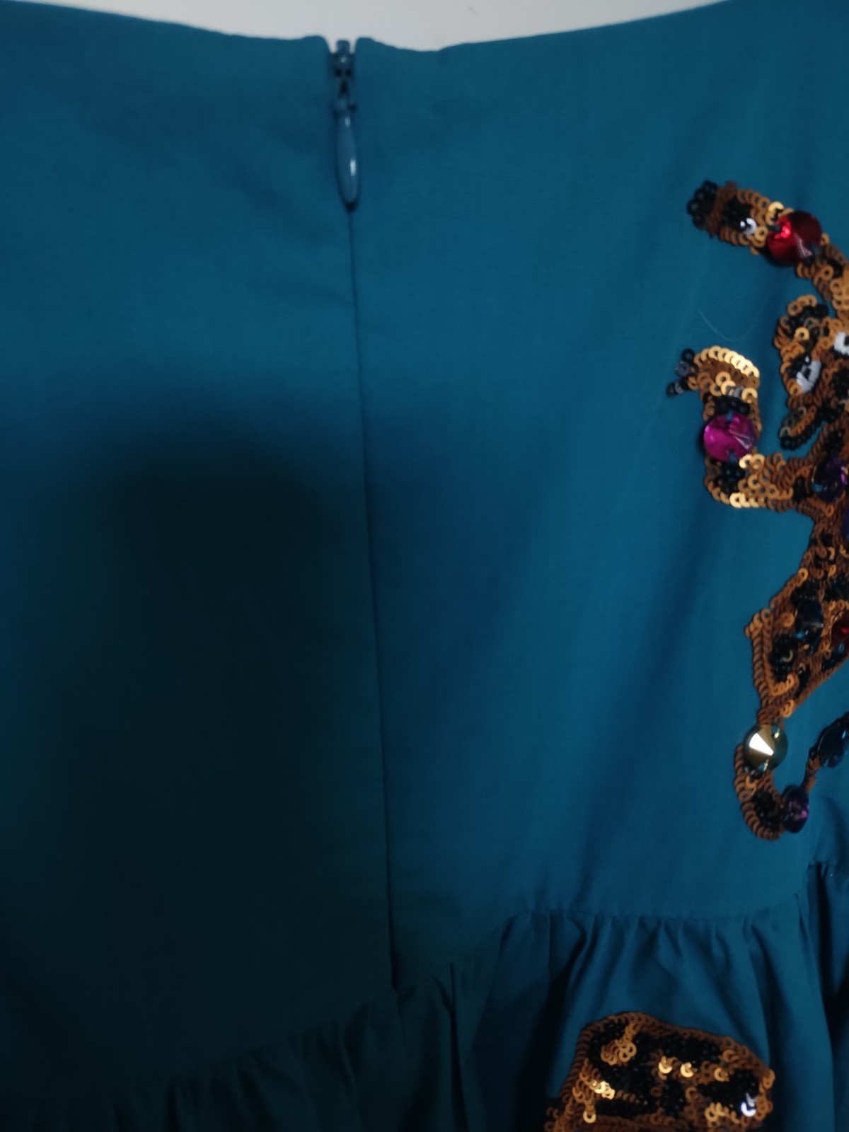 QUEEN OF SPARKLES ✨ Large Lined Cotton Teal Tiger Sequin Dress 🐅 (pockets!)