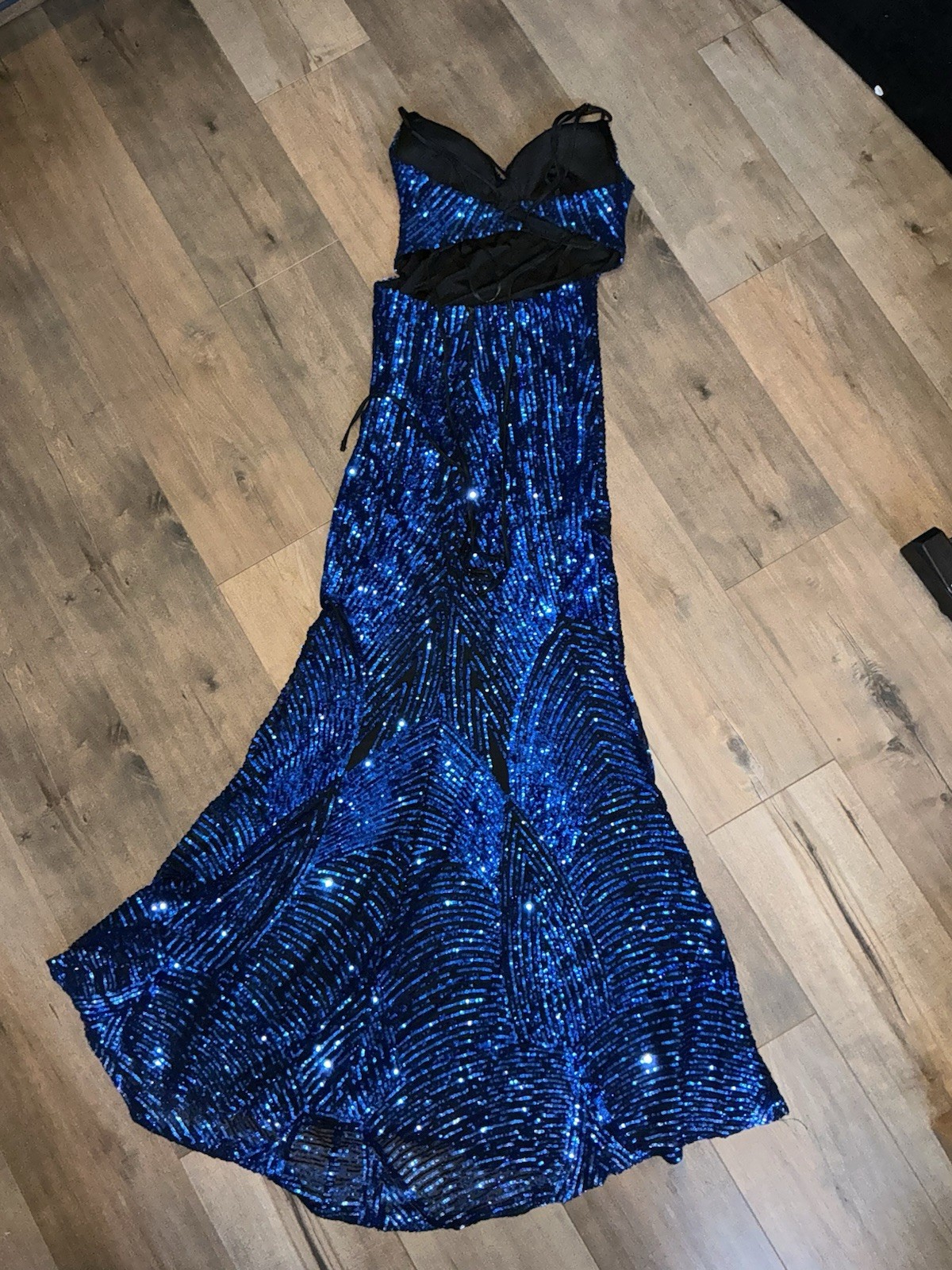 Windsor Lyanna Iridescent Blue Sequin Mermaid Formal Prom Dress