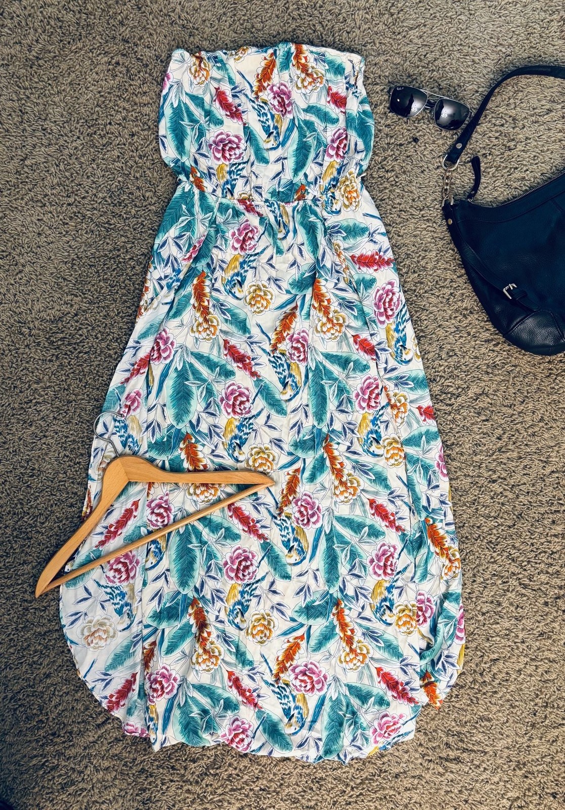 (M) Aakaa Women’s Floral Print Strapless Smocked Waist Maxi Dress