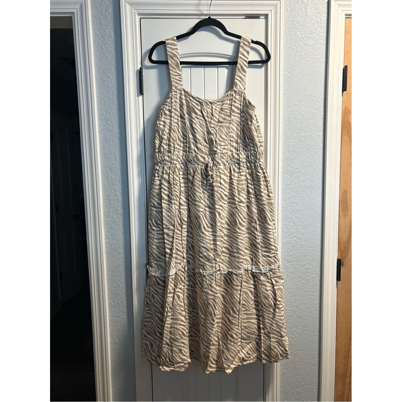 Cactus + Pearl Midi Dress Womens Large Tan Zebra Linen Blend Tiered Boho Trim