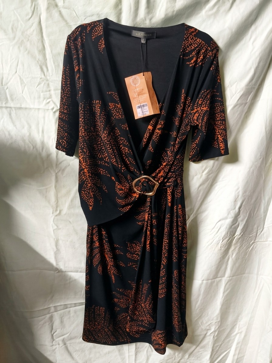 Liz Jordan Wrap Dress – Black and Rust Print with Gold Buckle Detail Size 8
