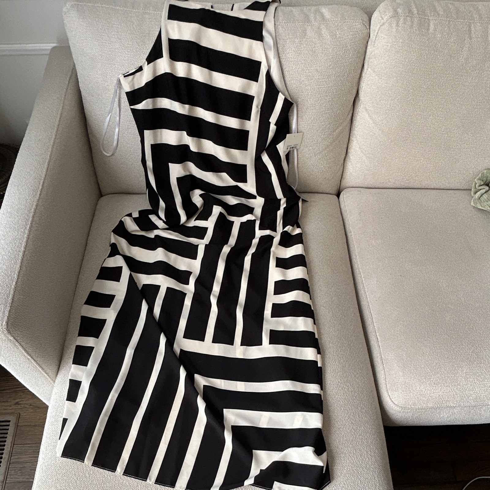 Donna Morgan NWT Black White Geometric Print Sleeveless Maxi Dress Size 6