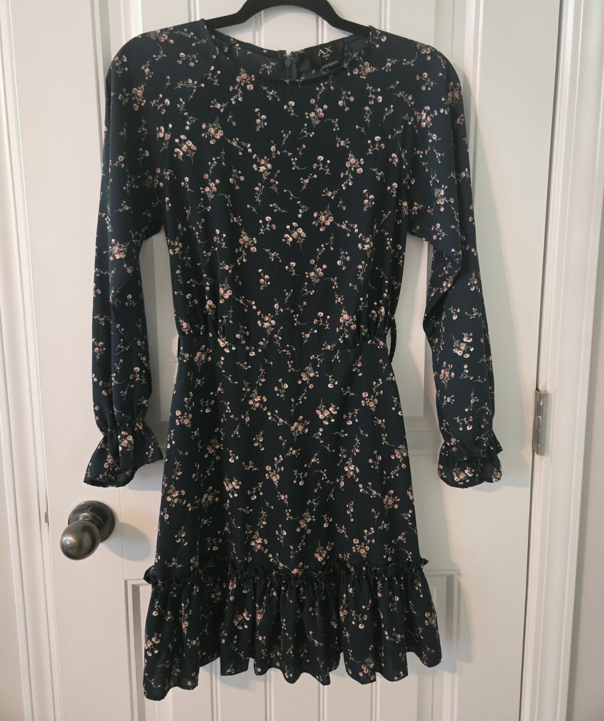 AX Paris Women’s 8 Black Floral Round Neck Long Sleeve A-Line Dress