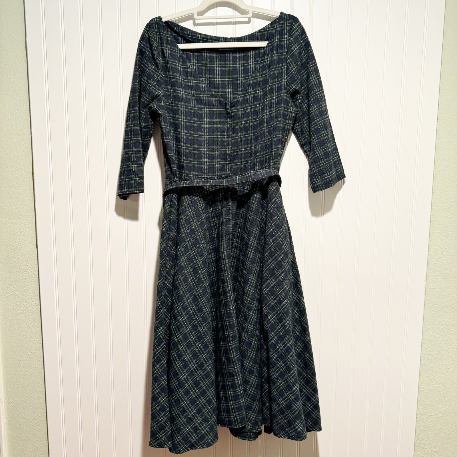 Unique Vintage Blue Green Plaid 50s Dress Fit Flare Belted Boat Neck Size 10