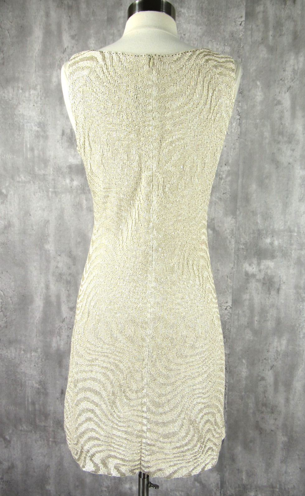 St John Evening Ivory Gold Metallic Knit Crystal Sequins Sleeveless Dress Size 6