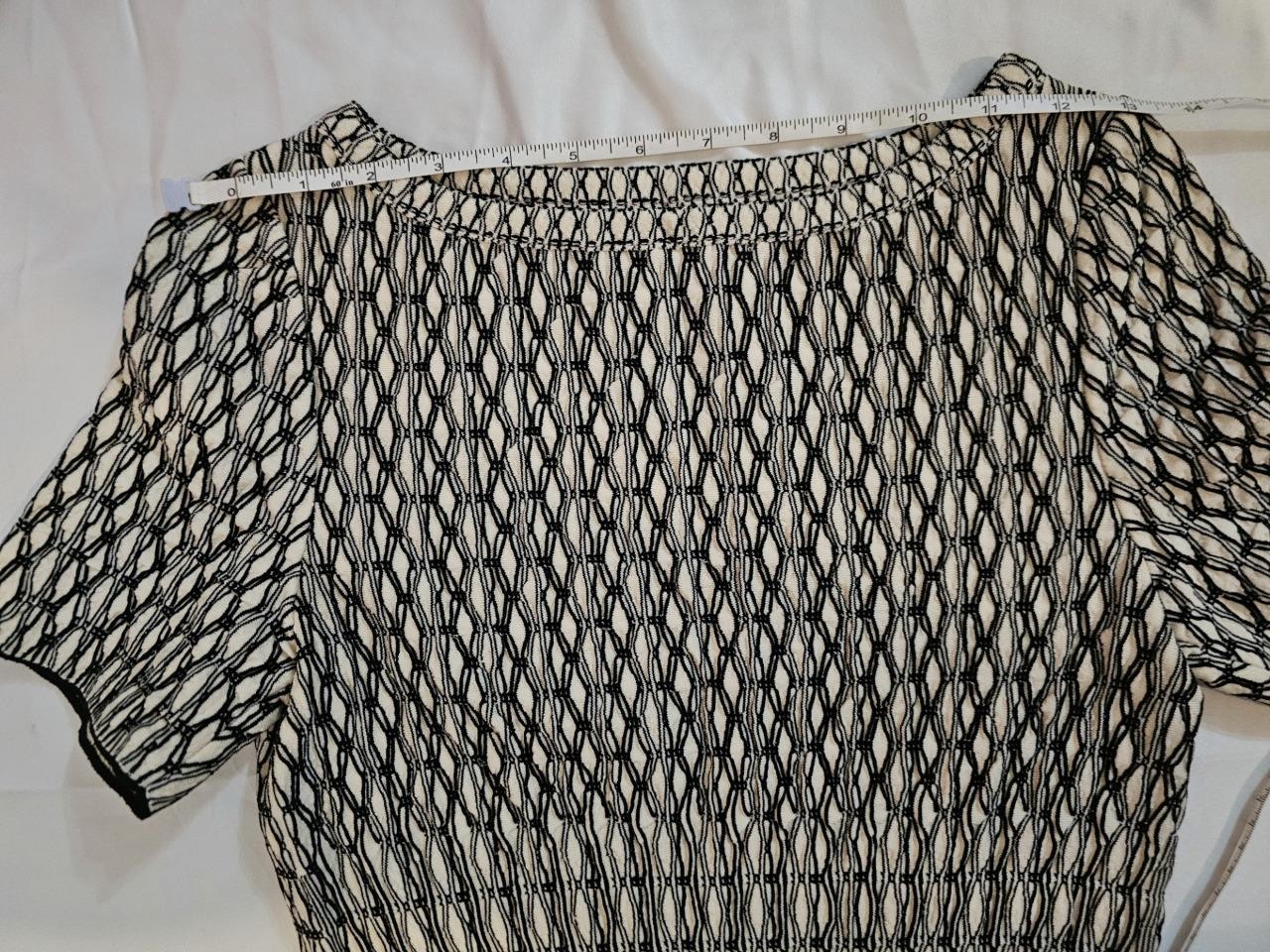 ALAÏA Paris Bodycon Short Sleeve Honeycomb Knit Silk Blend Dress – M (42)