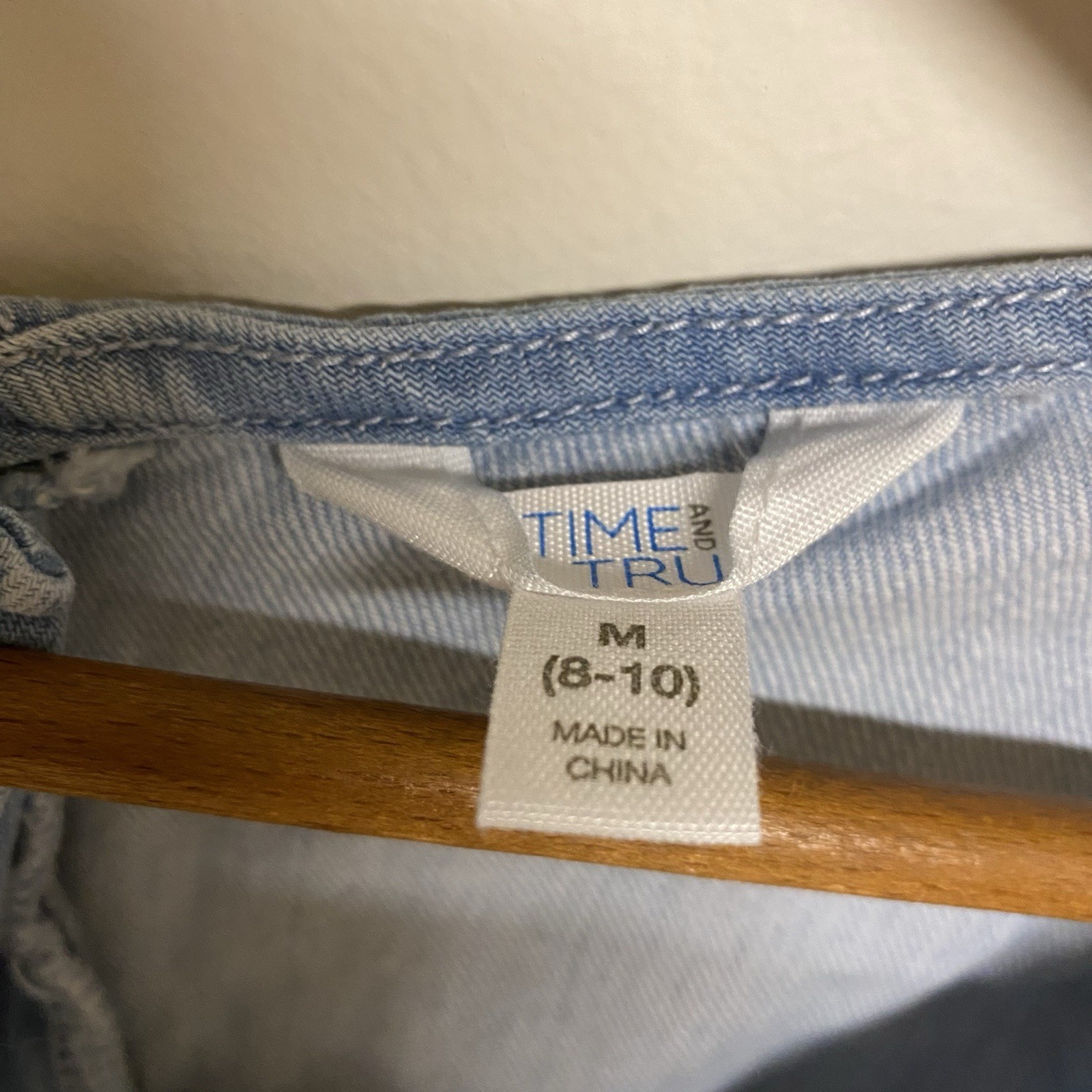 Time and Tru Women’s Sleeveless Shift Dress Round Neck Denim Nwot Size M