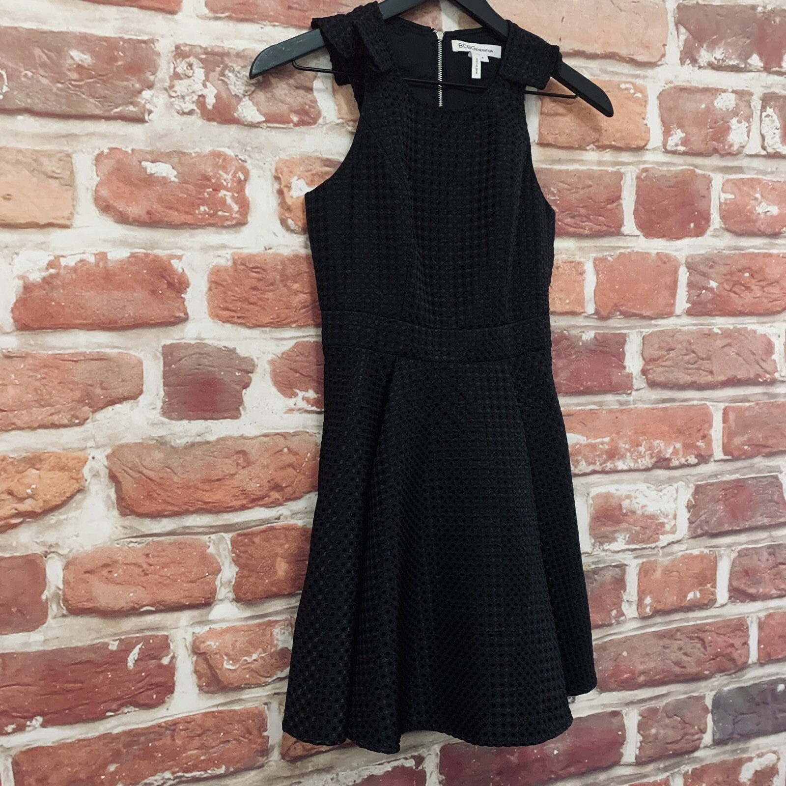 BCBG Genration Dress Womens 0 Black Embroidered Diamond Pleated Casual Evening