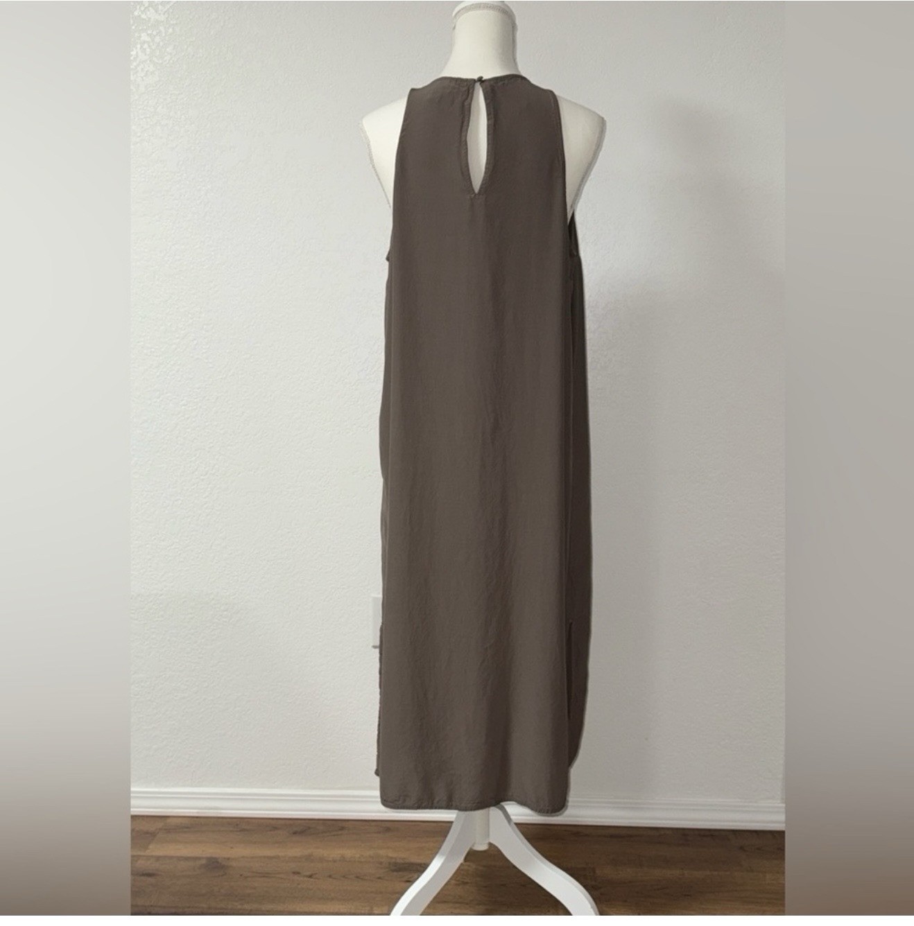 A New Day L Brown Solid Maxi Dress Long Round Neck Sleeveless Hook & Eye