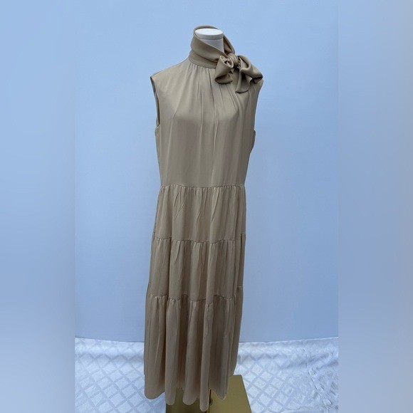 Theory Project Tiered Georgette Maxi Dress In Wheat Size 4