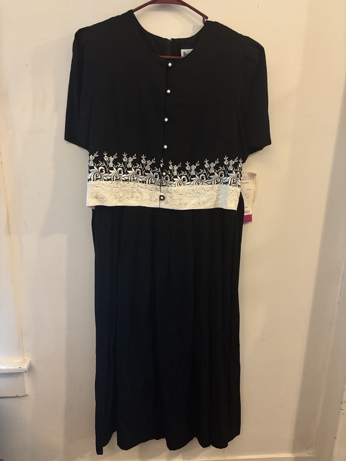 Periwinkle Black White Floral Lace Embroidered Button Sheath Long Dress 14