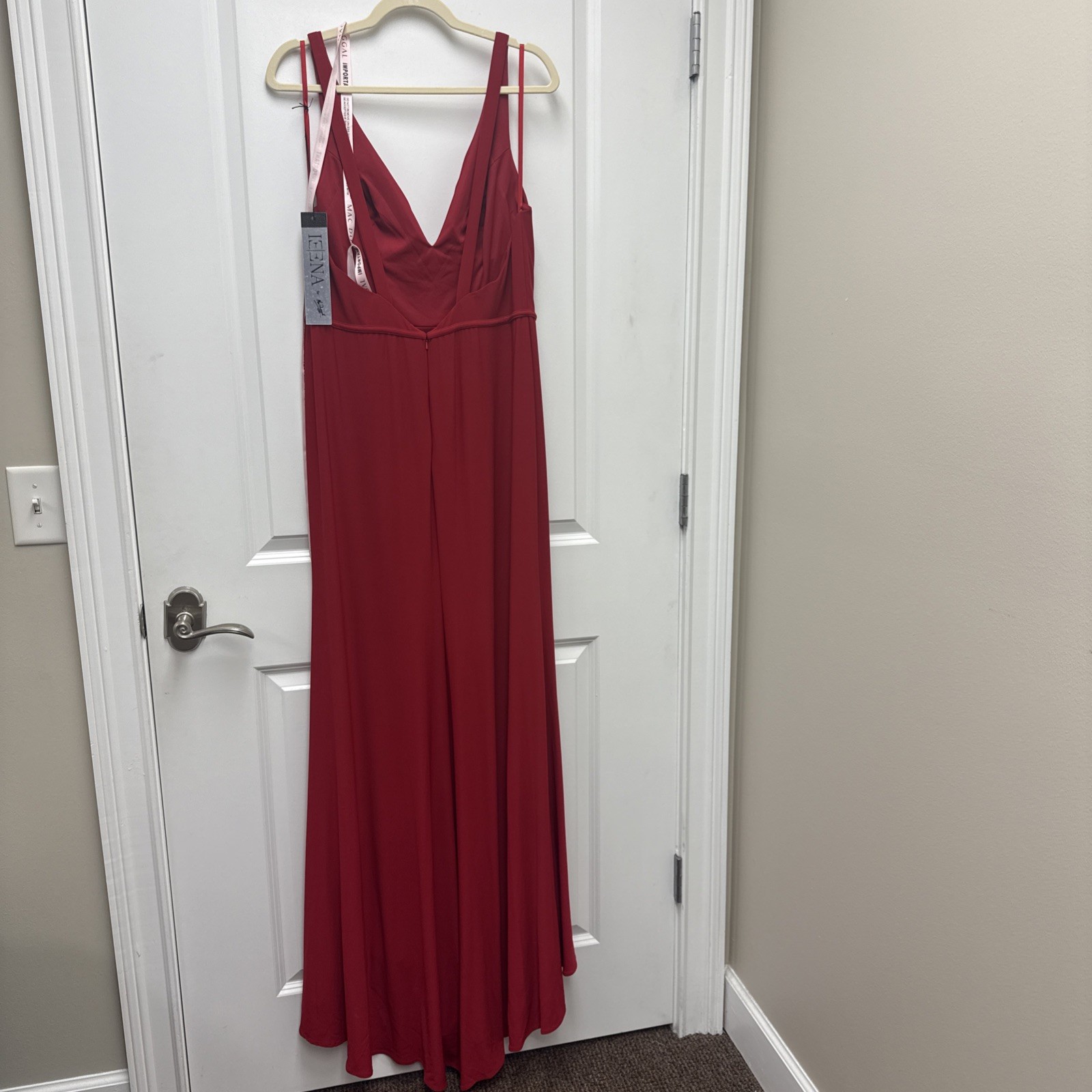 MAC DUGGAL Size 10 Red 25846 Sleeveless Plunge Neck High Slit Formal Gown Dress