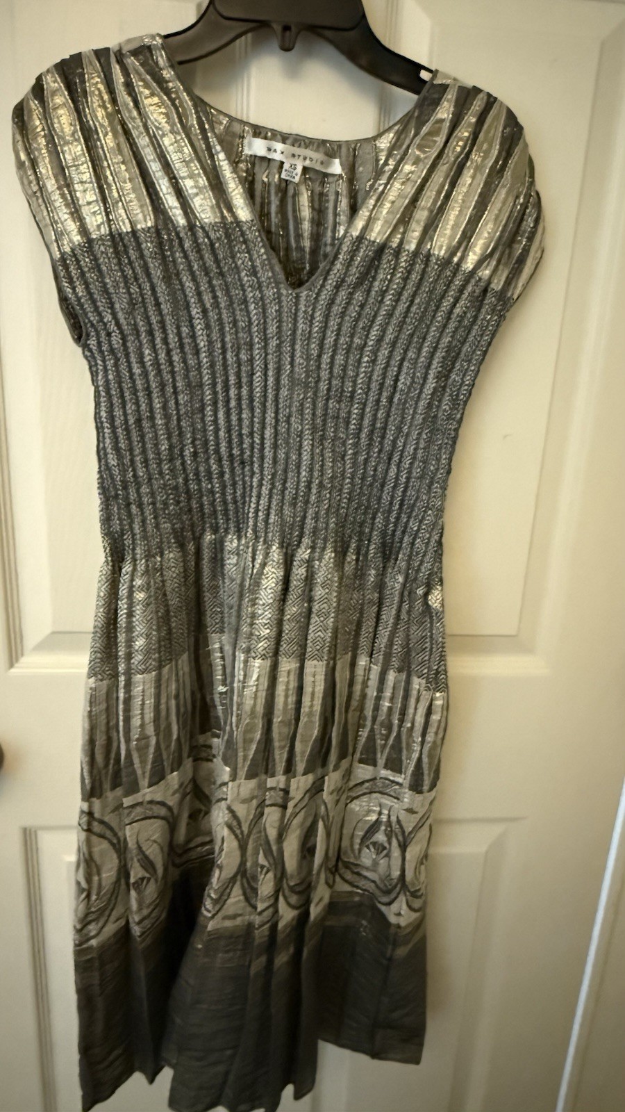 Max Studio Silver Gray Striped Pleated V-Neck Sleeveless Knit Mini Dress XS