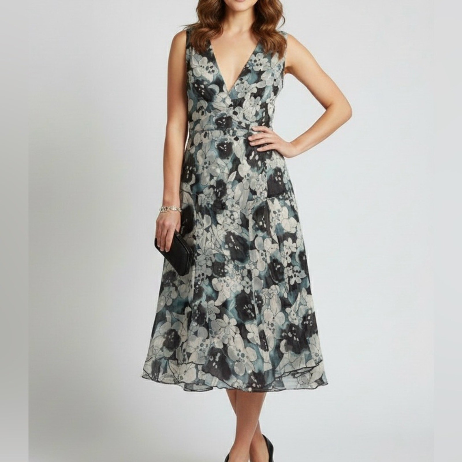 DIANE VON FURSTENBERG Silk Floral Lace V Neck Romantic Fairy Slip Dress Size 6