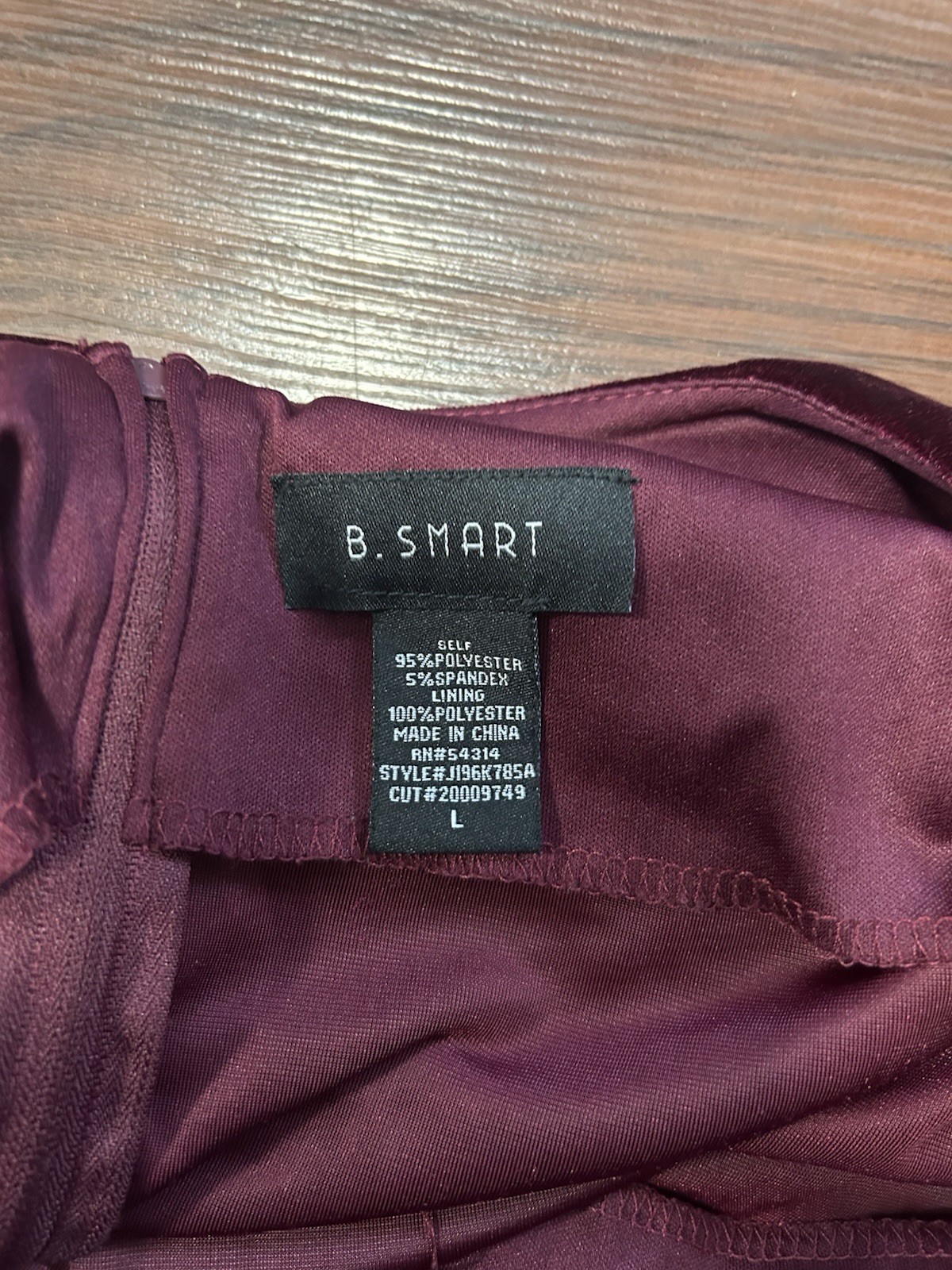 B. Smart Burgundy Velvet V-Neck Strappy Sheath Dress Lined Knee Length L