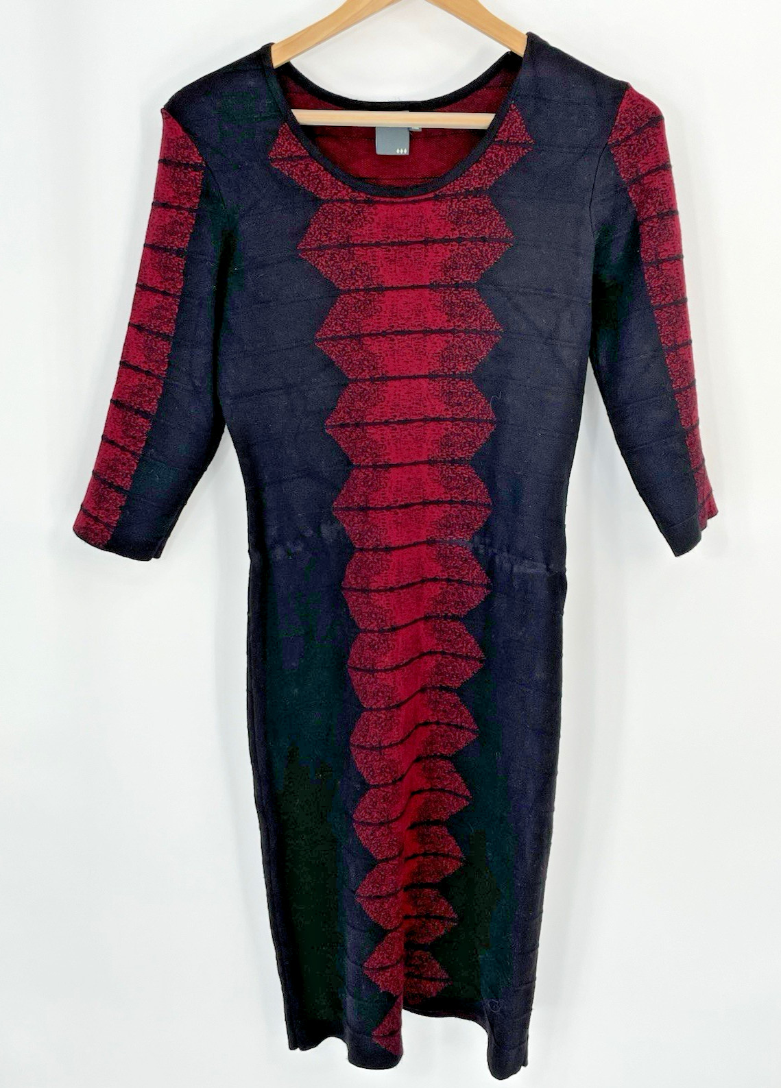 Gabby Skye Size large Midi Black and Red Straight Sweater Dress