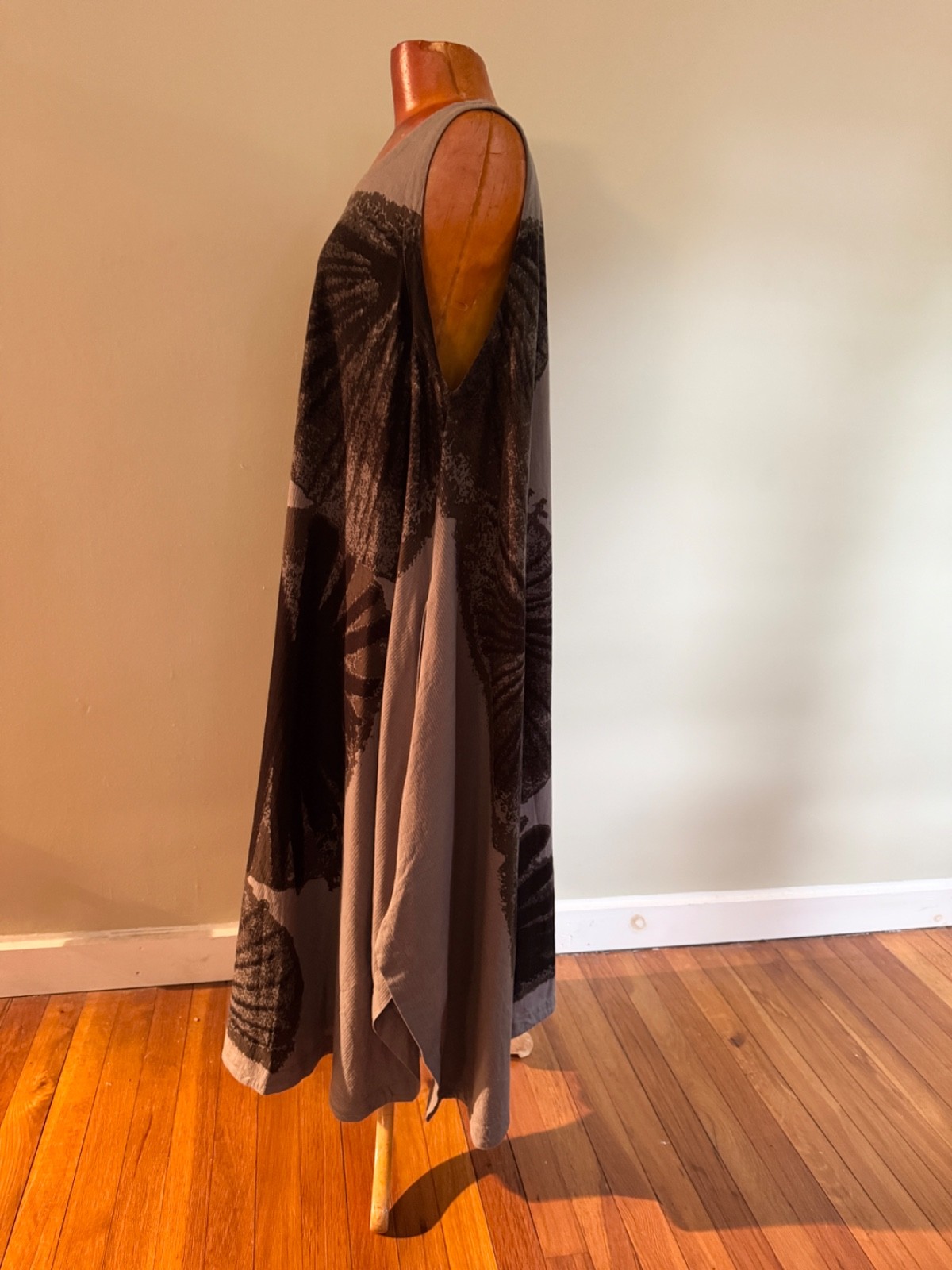 Moyuru Gray/Black sleevless Linen/Cotton Dress Large