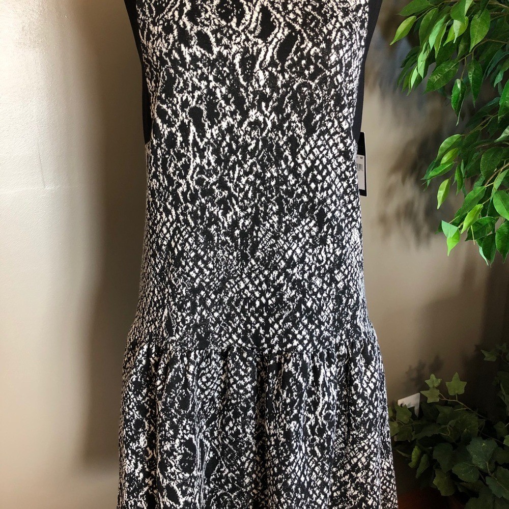 NWT Ella Moss black & white print sleeveless dress S