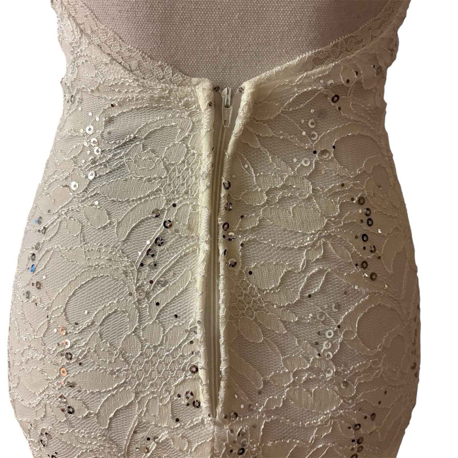 Vtg Windsor Beaded Lace Evening Mermaid Gown Sequins Backless Made In USA Sz 5/6