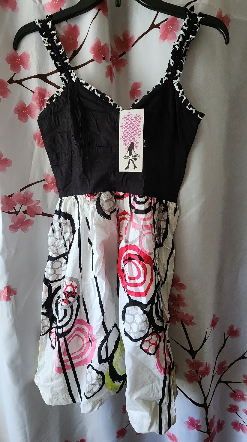 New With Tags Kensie Girl Women’s Black White Dress Size XS