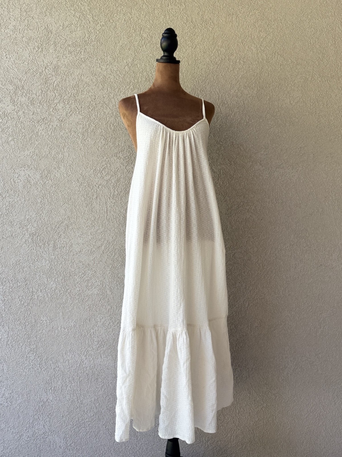 Billabong Women’s White Maxi Flowy Dress Medium Bow-Tie Ruffle Boho Summer Sheer