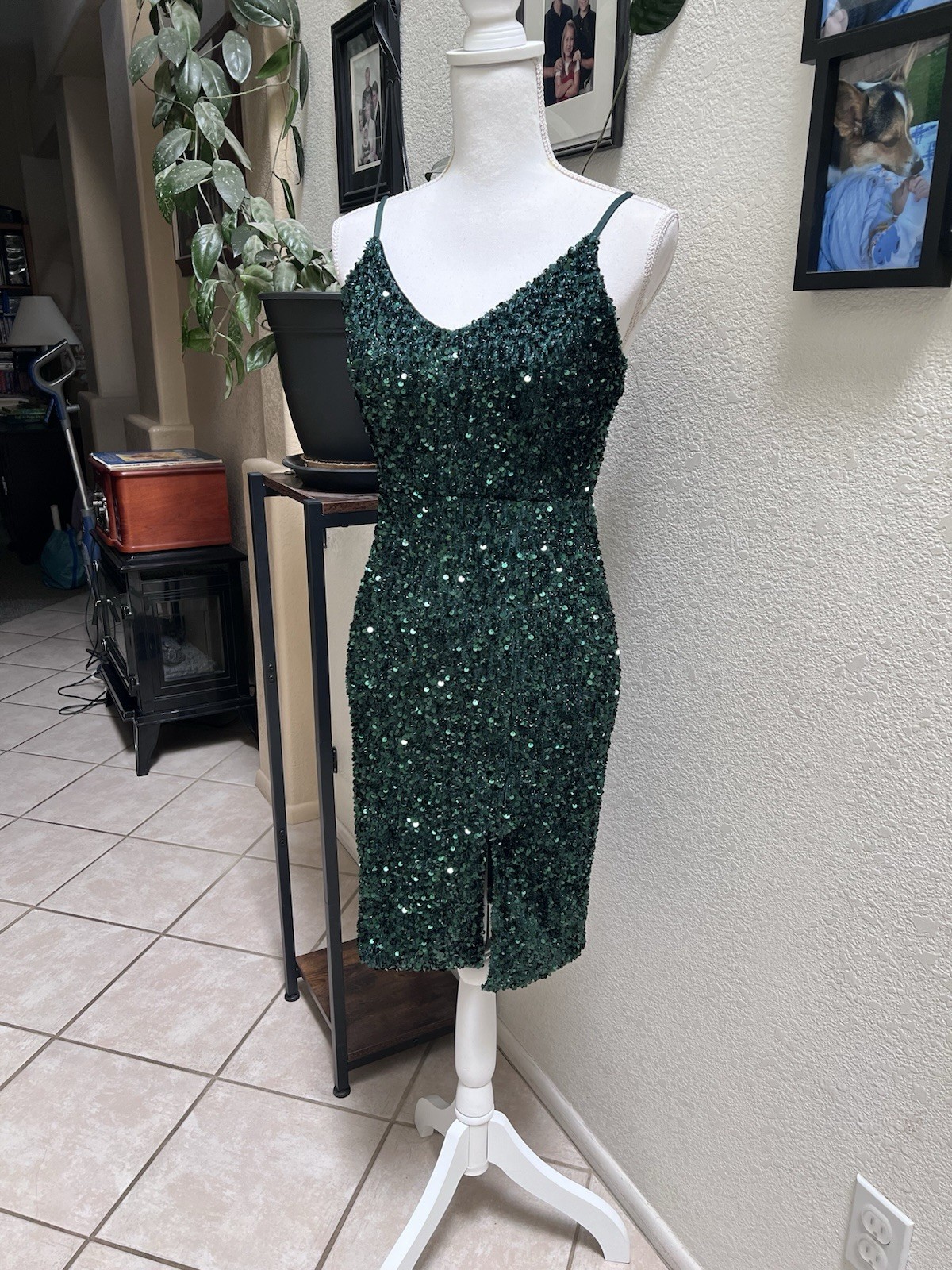 SHEIN Emerald Green Sequin Cocktail Prom Dress V-Neck Sleeveless Party Size M