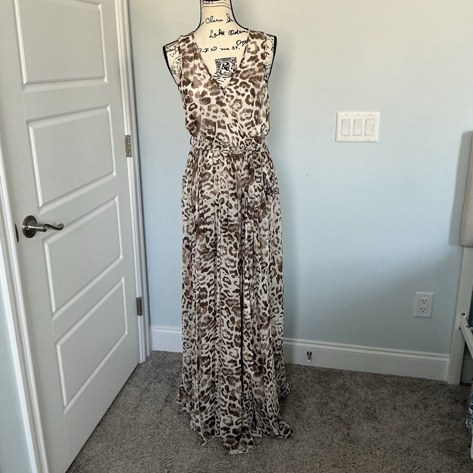 VICI Beige/Brown Leopard Animal Print Chiffon V-Neck Lined Maxi Dress S
