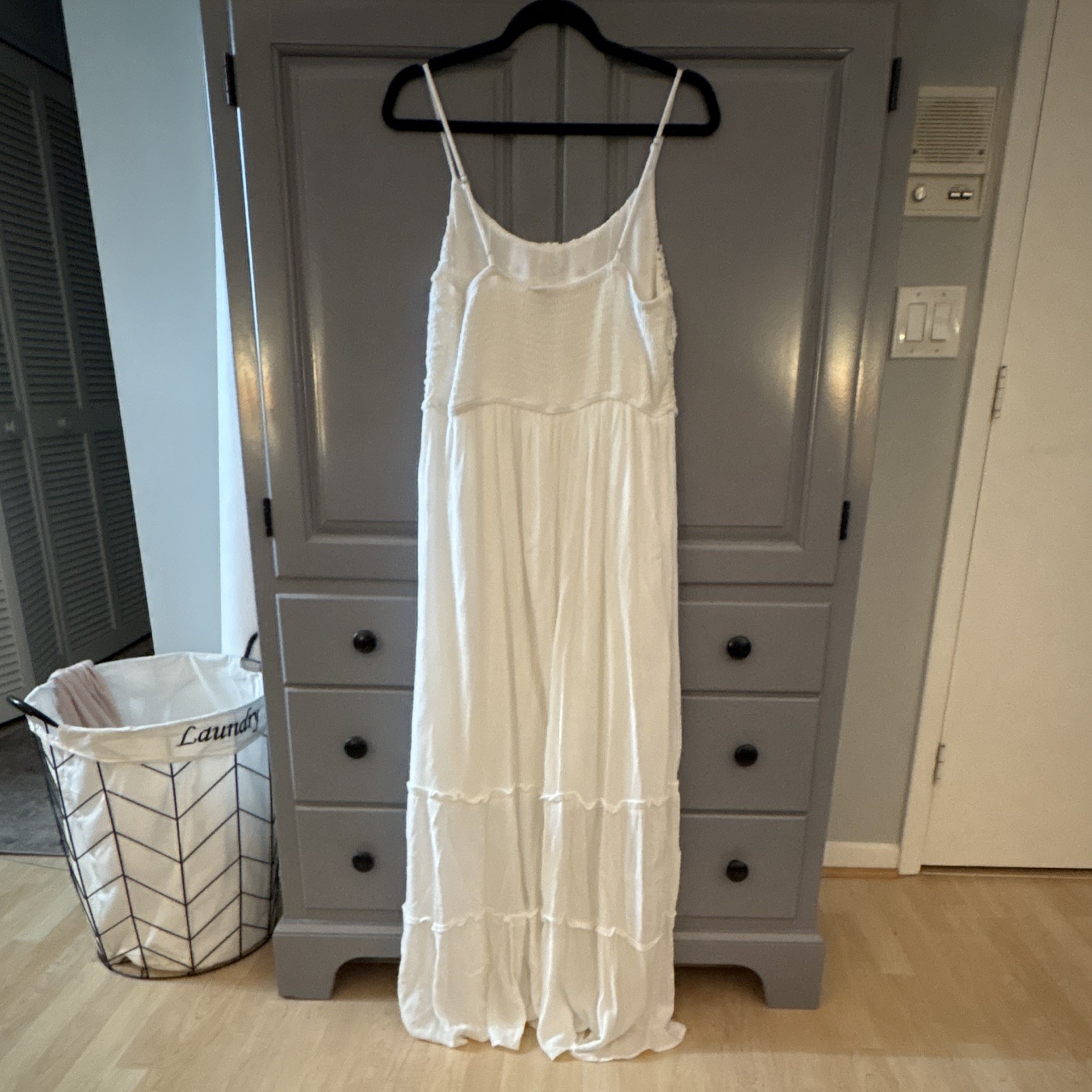 Justify Women’s White Solid Scoop Neck Lace Ruffle Maxi Dress Spaghetti Strap XL