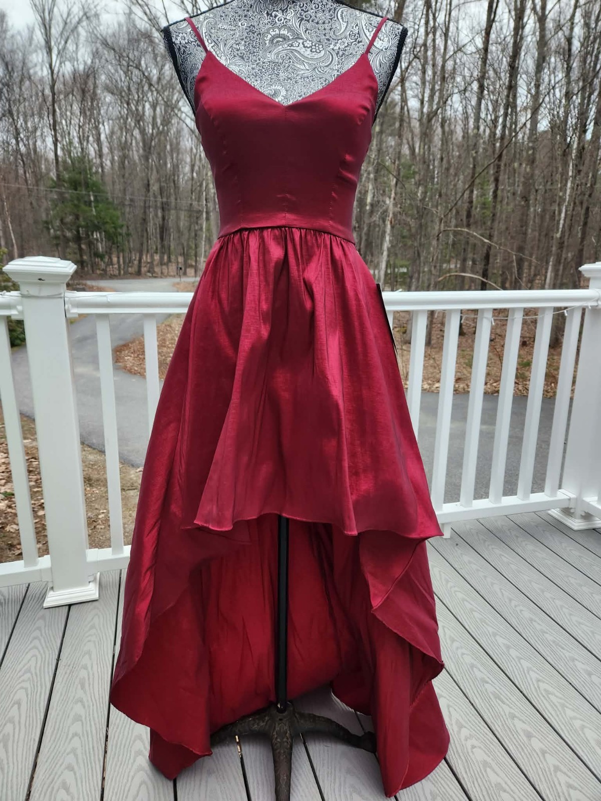 B. Smart Strappy Burgundy Satin High-Low T-Length Formal Prom Dress Size 1 Small