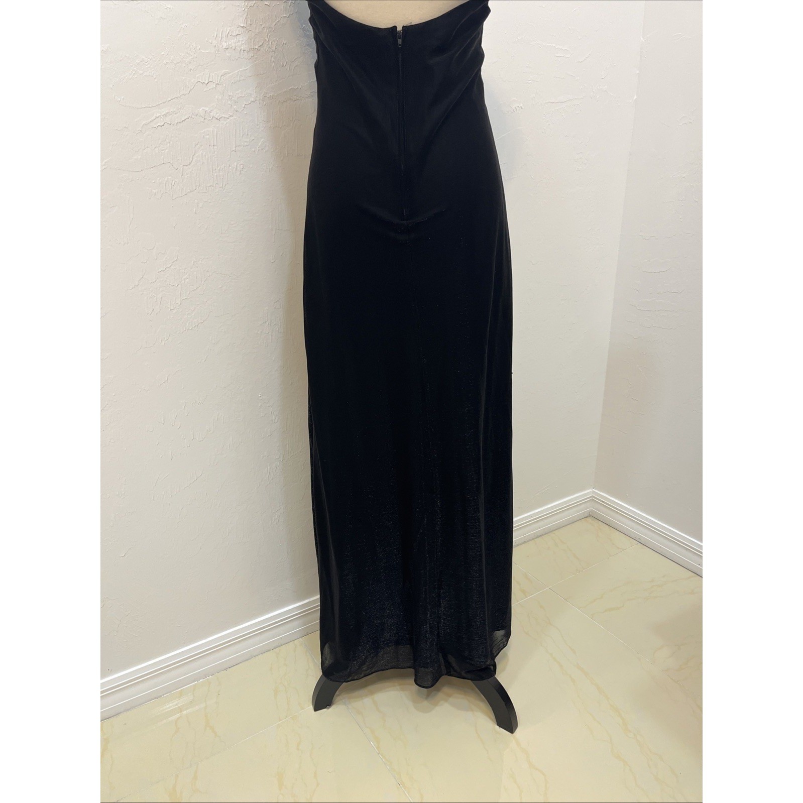 Cache Halter Gown Women 10 Black Excellent Metallic Pleated Rhinestone Formal