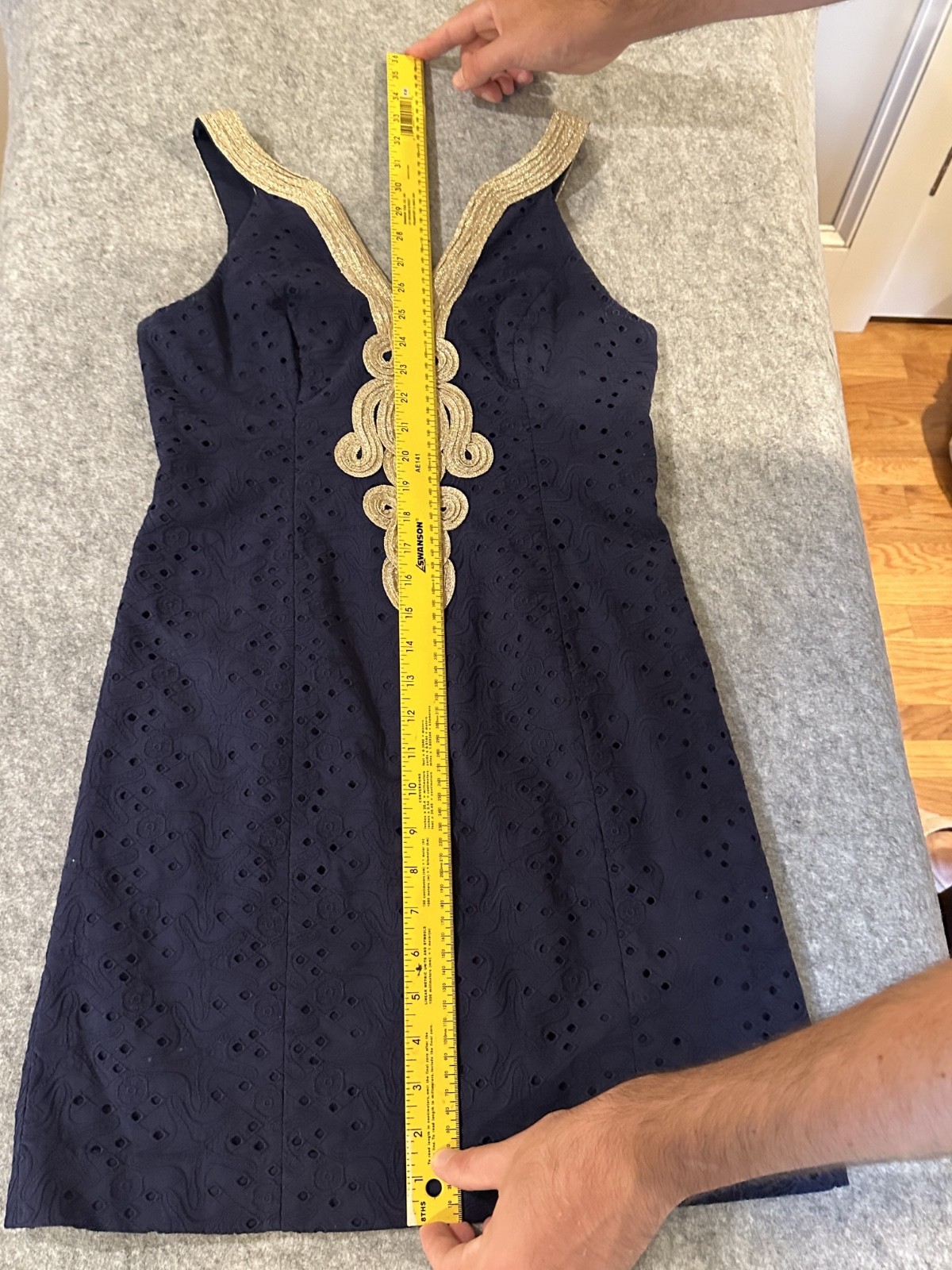 Lilly Pulitzer Emery Shift Dress Navy Blue Gold Soutache Starfish Eyelet Size 0