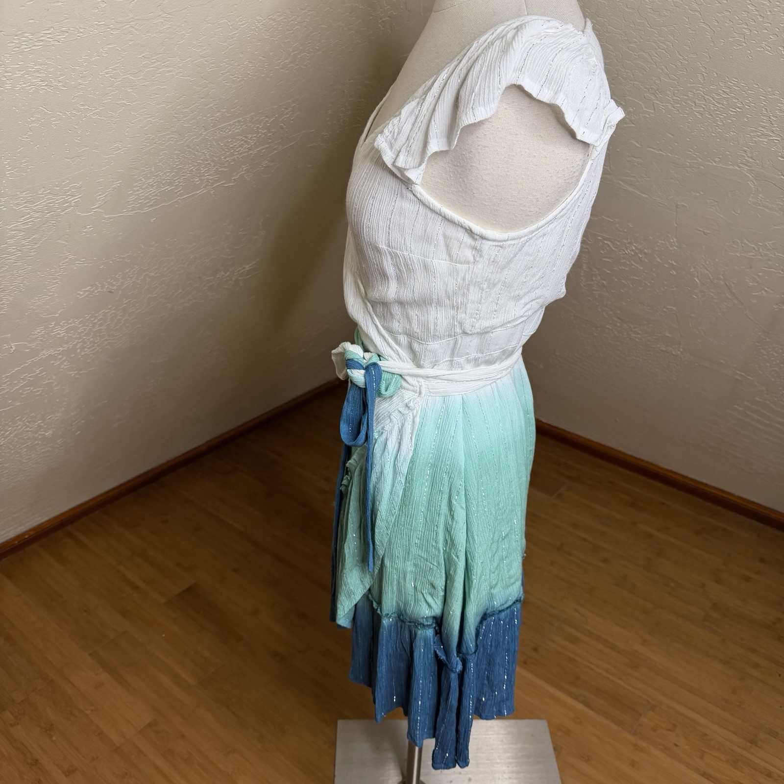 Z&L Europe White Blue Ombre Mini Wrap Dress Metallic Lurex Shimmer Boho M⁠
