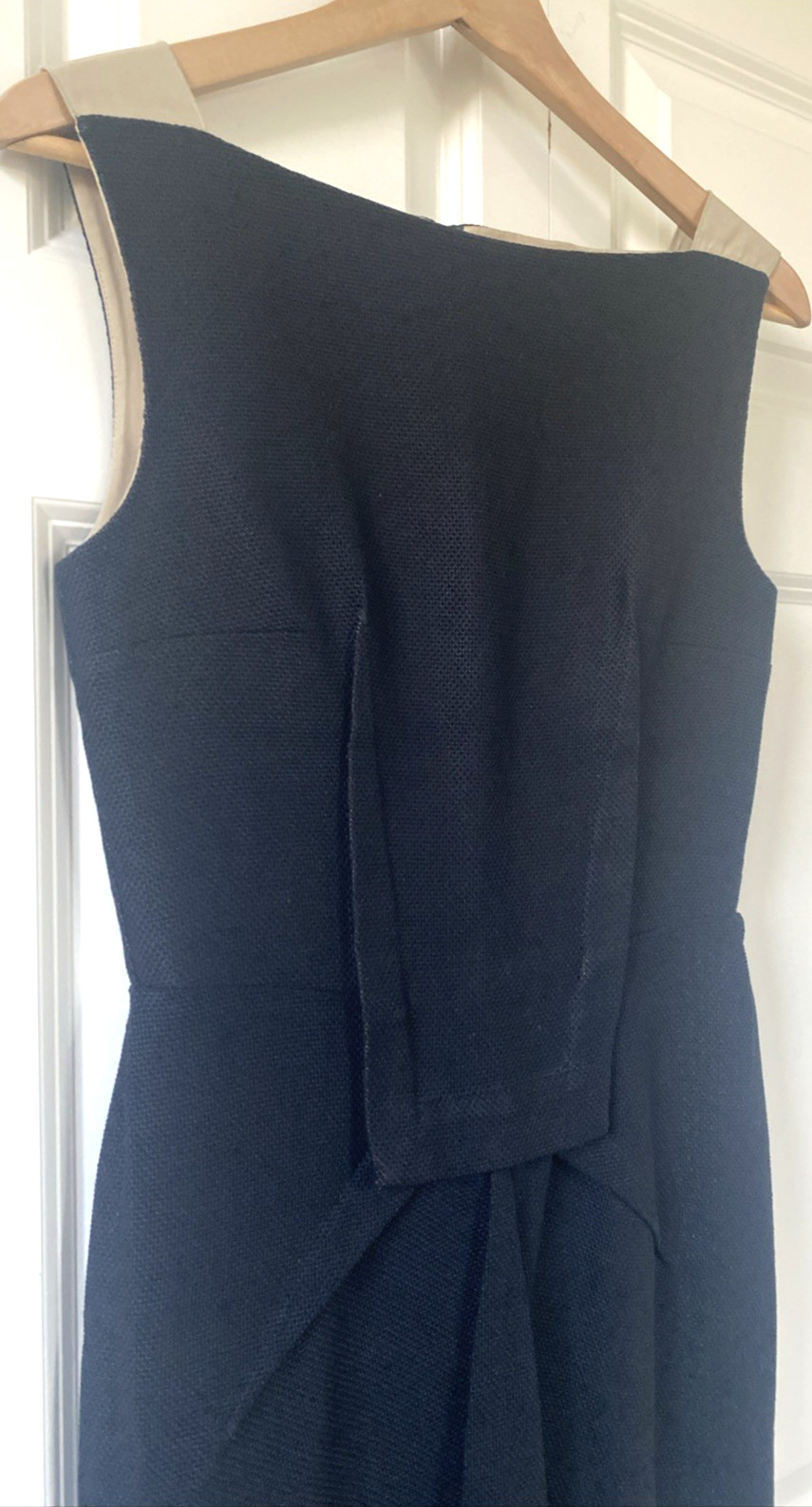 RM By Roland Mouret Origami Sheath Black Dress Pleats Sz 4