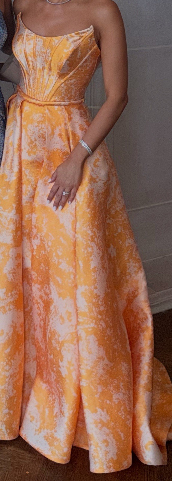 ILMIO Gold Abstract Jacquard Strapless Long Gown w/ Belt Pockets Pleated Size 4