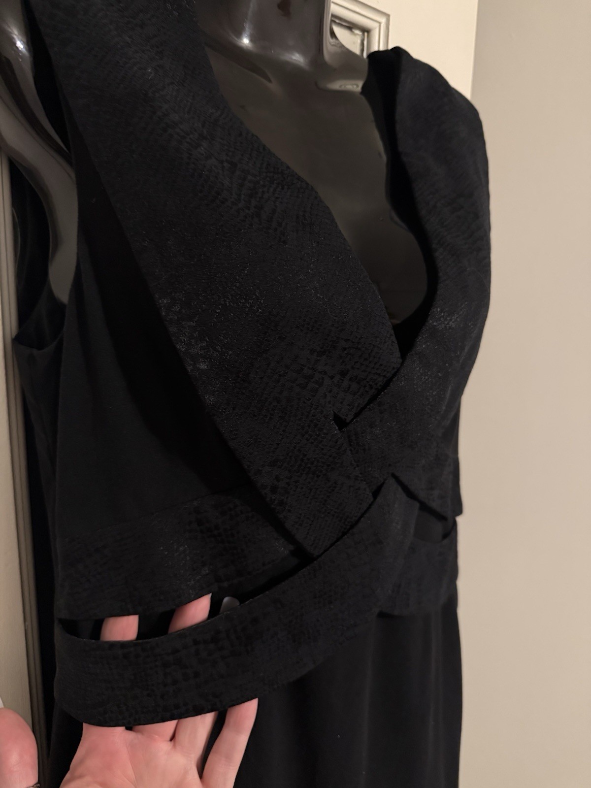 Black Halo Textured Snake Print Criss Cross Front Sheath Dress Black 4