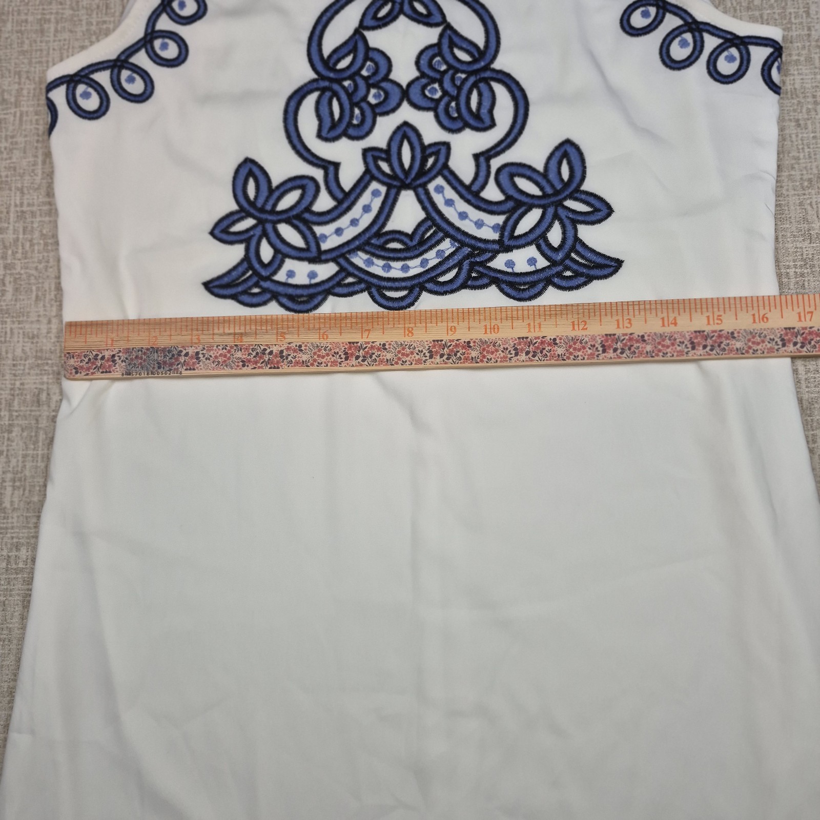 Alythea White Shift Dress Blue Scroll Geometric Embroidery Sleeveless Mini Small