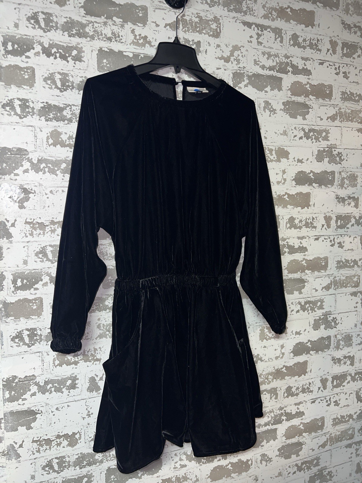 Universal Thread Black Velvet Style Long Sleeve Flowy Dress Classic Style XS