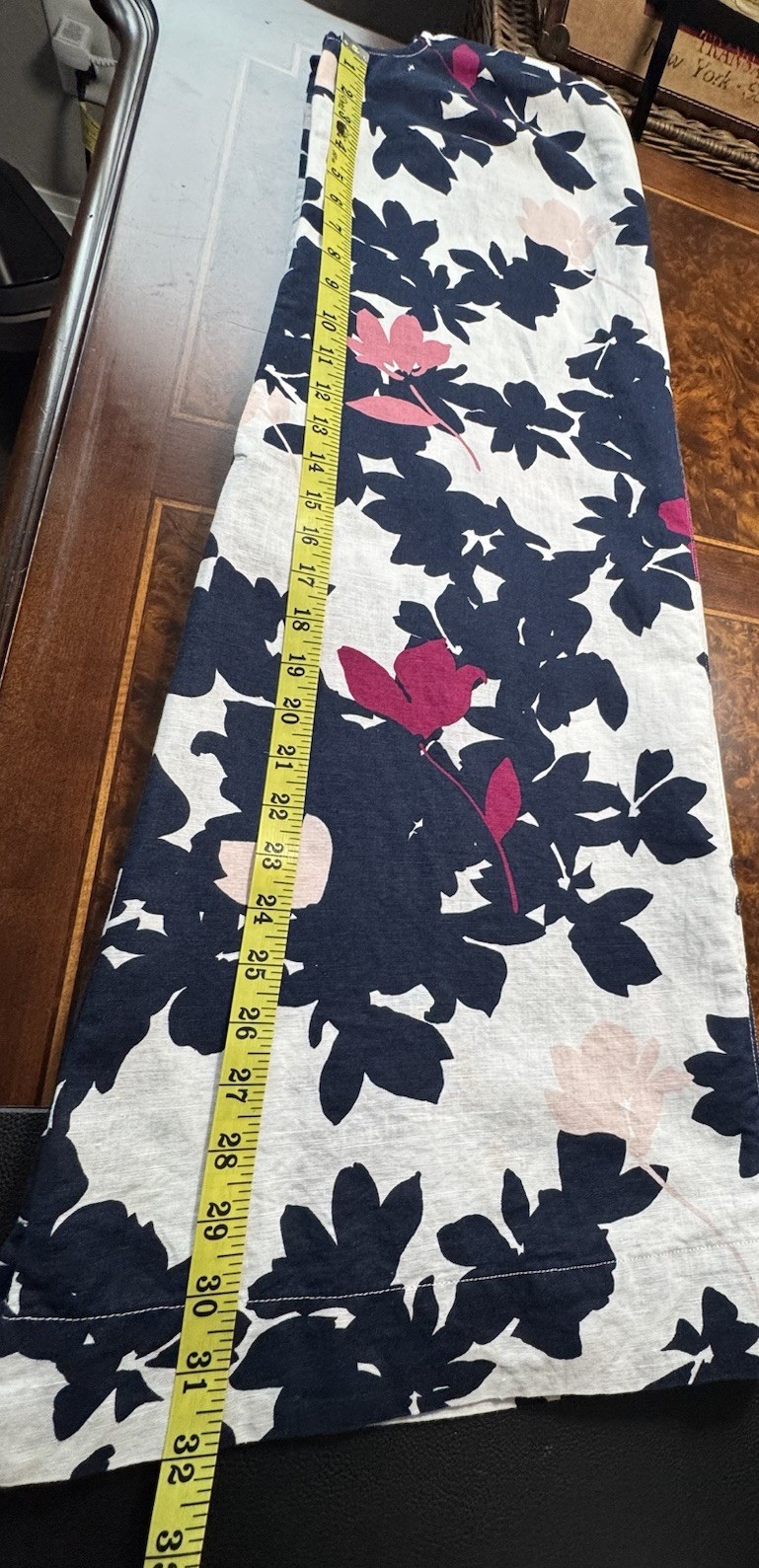 Liz Claiborne Linen Sheath ~ Bold Navy Floral ~ Size Medium ~ NWOT!