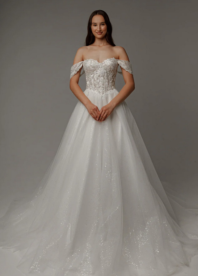 Olivia Bottega Kristy Wedding Dress in Size 2