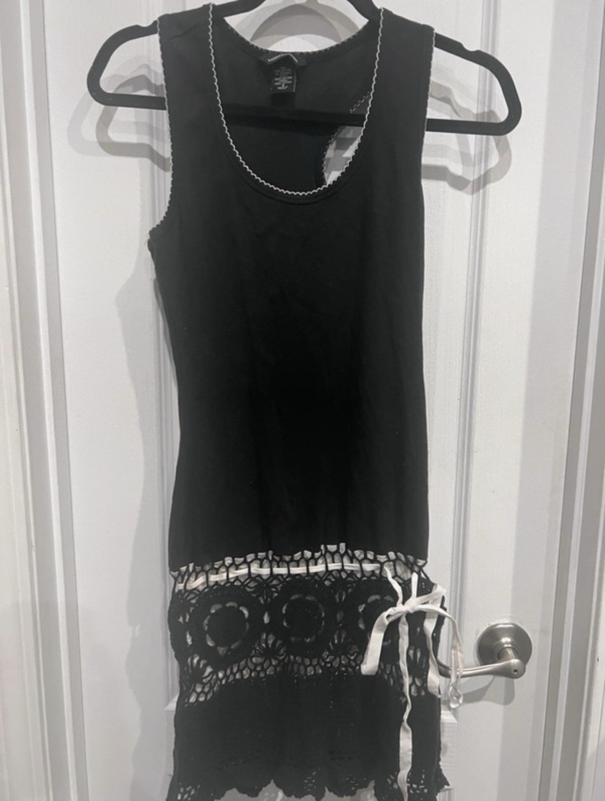 Moda International Black Sleeveless Knit Mid Length Dress Women’s Size Small
