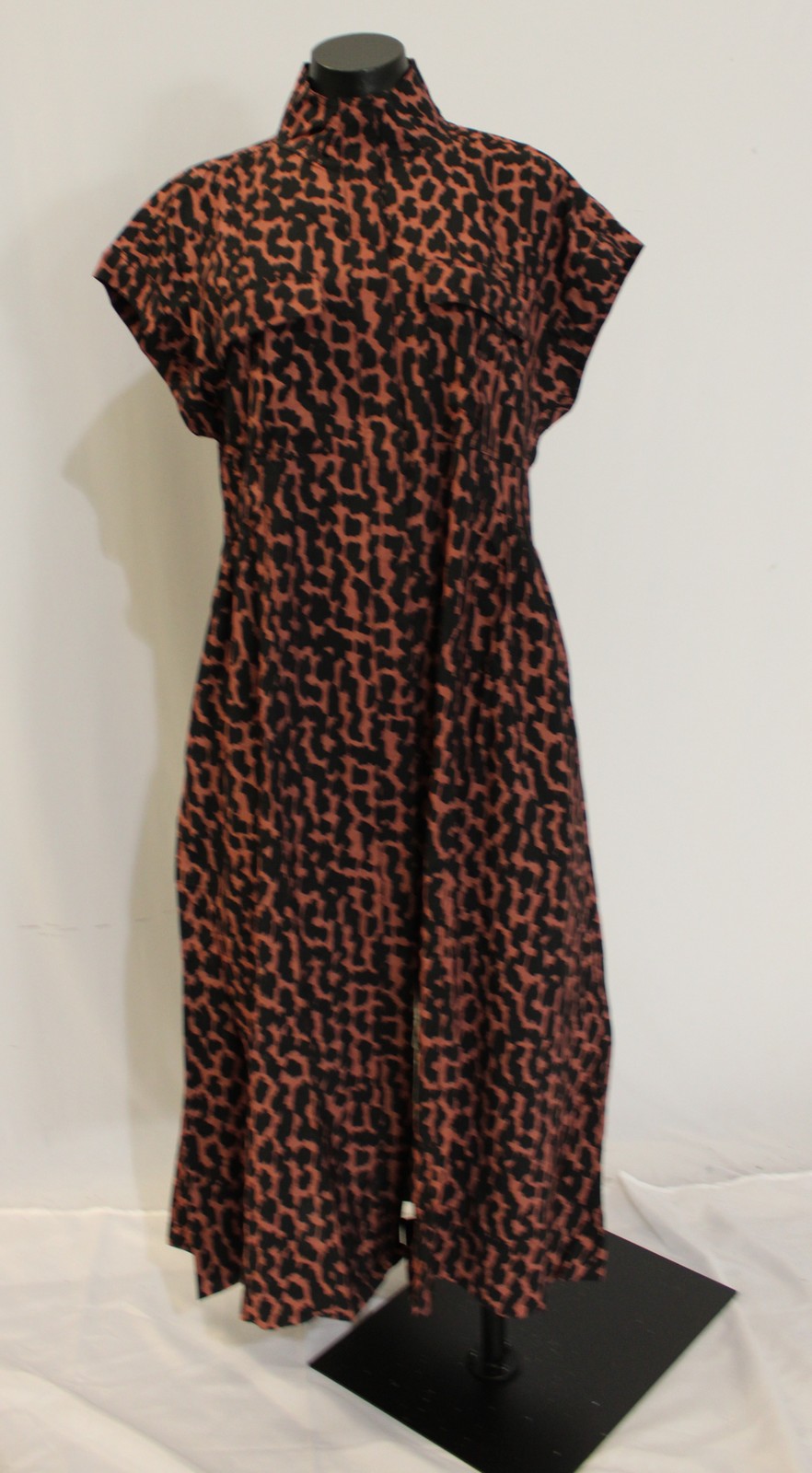 Maye The Label Women’s Short Sleeve Amelie Dress NC3 Soraya Print Medium NWT