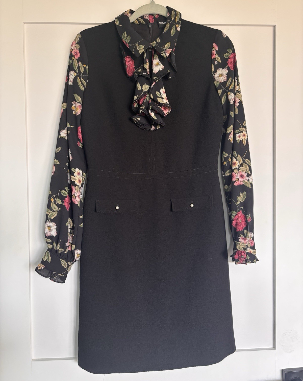 Karl Lagerfeld Paris Black Floral Collared Tie Neck Balloon Sleeve Zip 4
