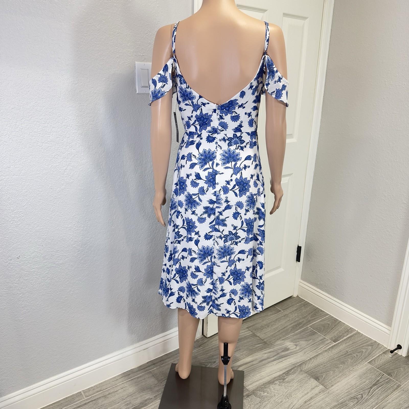 Lulus Arise Blue White Floral Off Shoulder Midi Dress Women’s Small NWT Wedding
