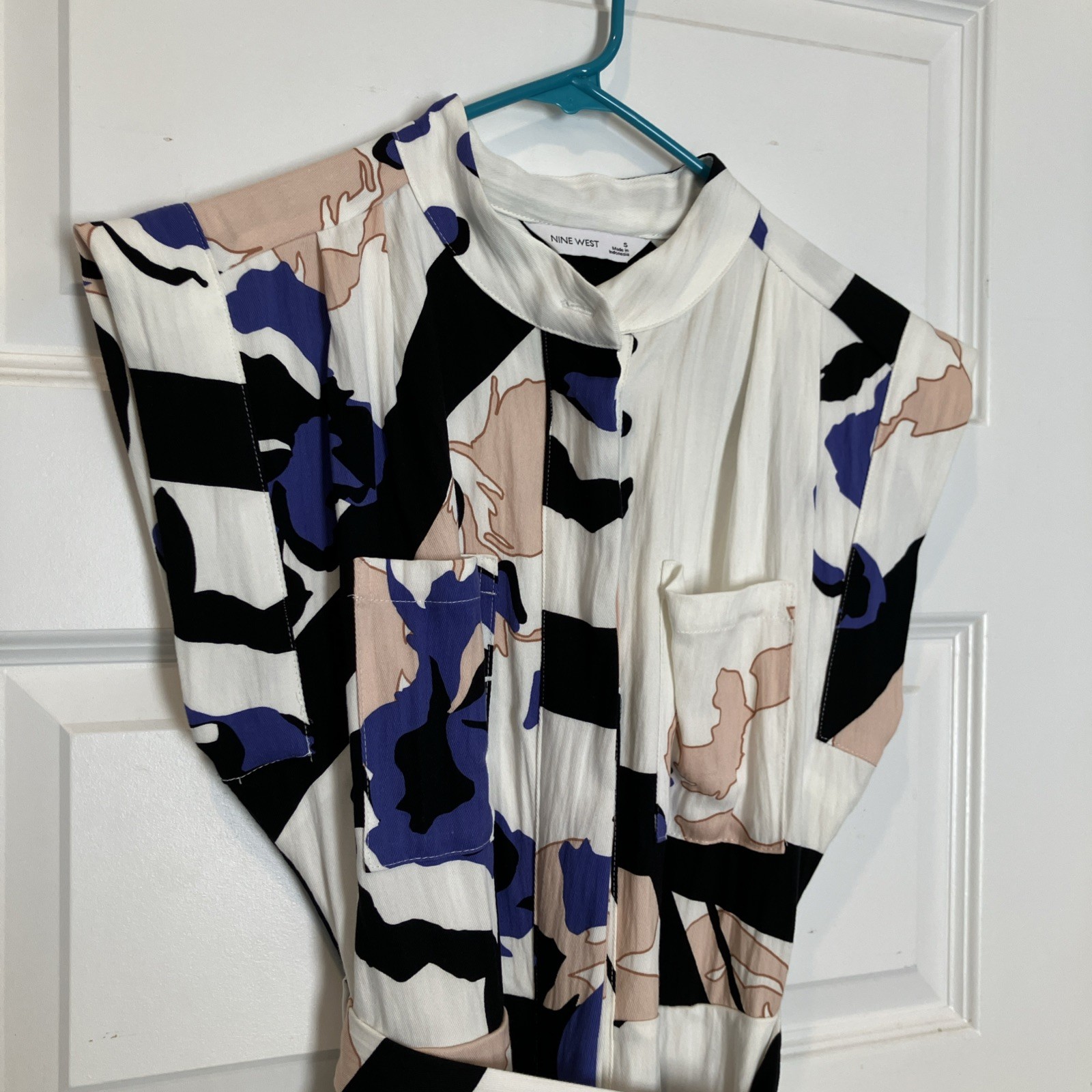 EUC Nine West Floral Abstract Dress Size S White Black Blue Long Dolman