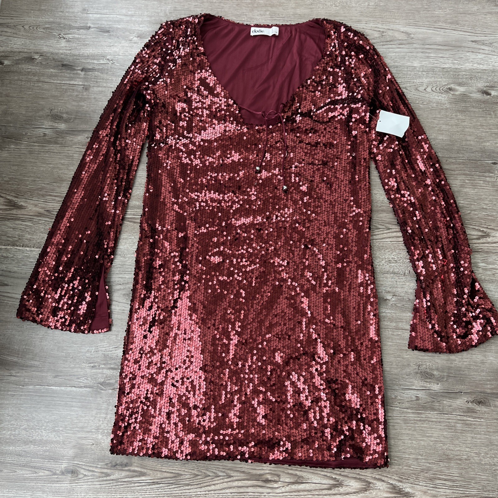 Elodie Bell Sleeve Sequin Mini Dress Womens L Burgundy V Neck New