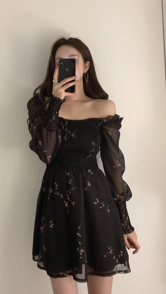 Han Yi Ge Black Floral Off-Shoulder Smocked Mini Dress S Chiffon Puff Sleeve