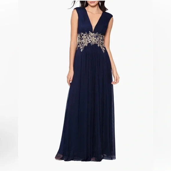 Betsy & Adam Navy Blue Gold Beaded Floral Embroidered Gown Size 12P $289