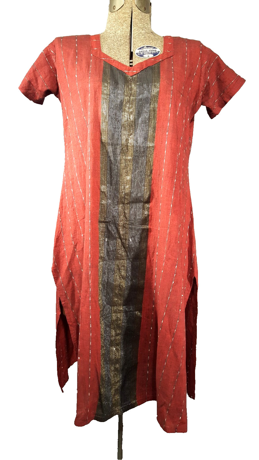 Maxi Dress Short Sleeve Black Gold Red Stripes Size 44 V Neck Gold trim