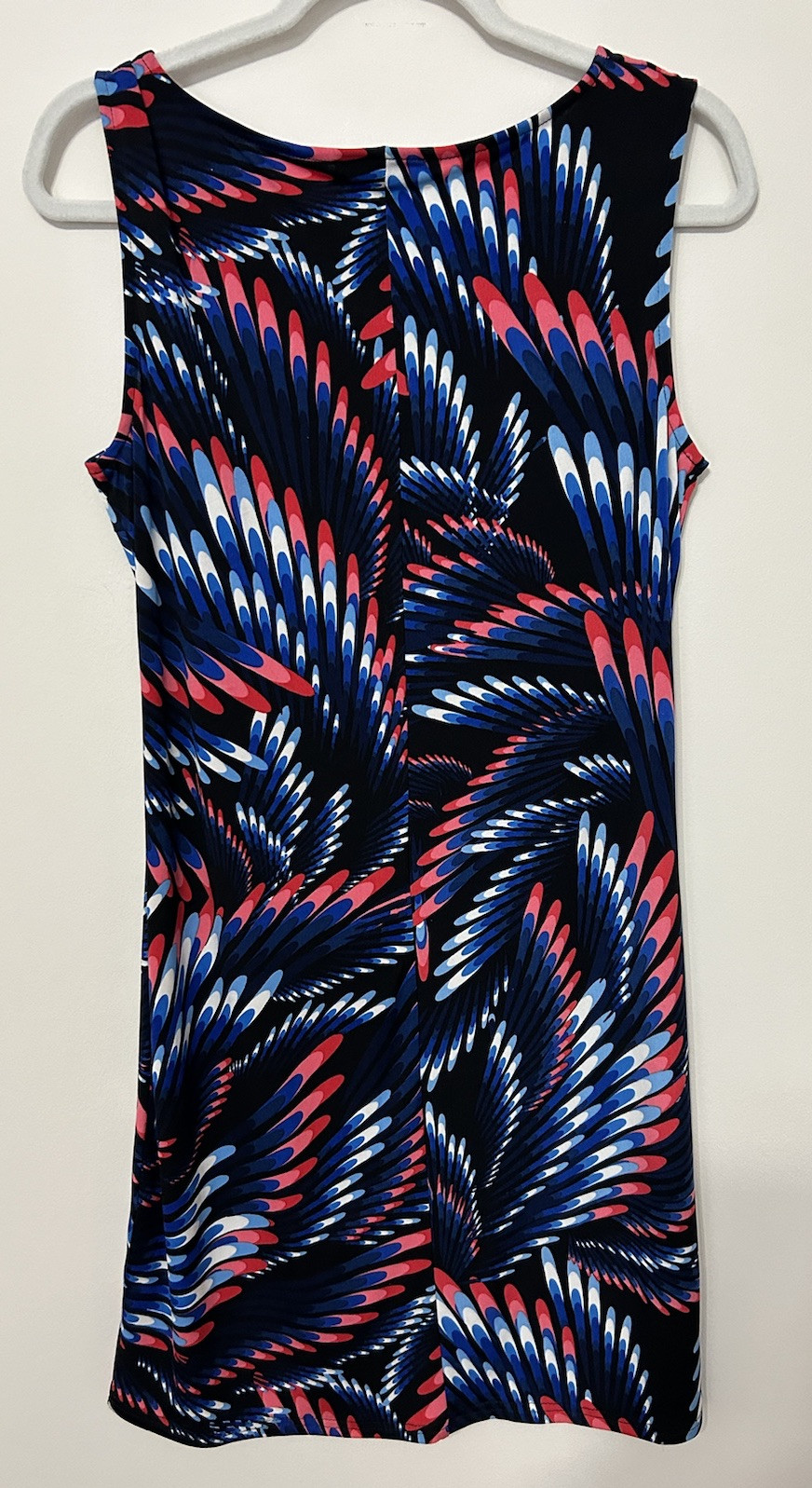 Evan-Picone M Beautiful Side Ruched Multi Colored Dress For Any Occasion
