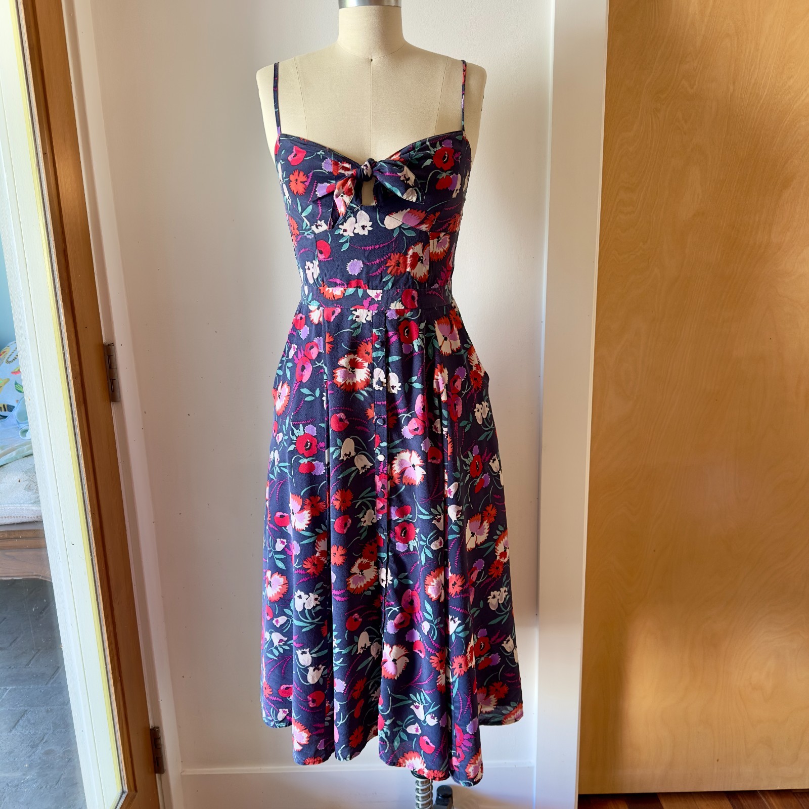 🌺Yumi Kim Isabeau Silk Dress-Floral Sweetheart tie-front Midi Fit & Flare-Sz S
